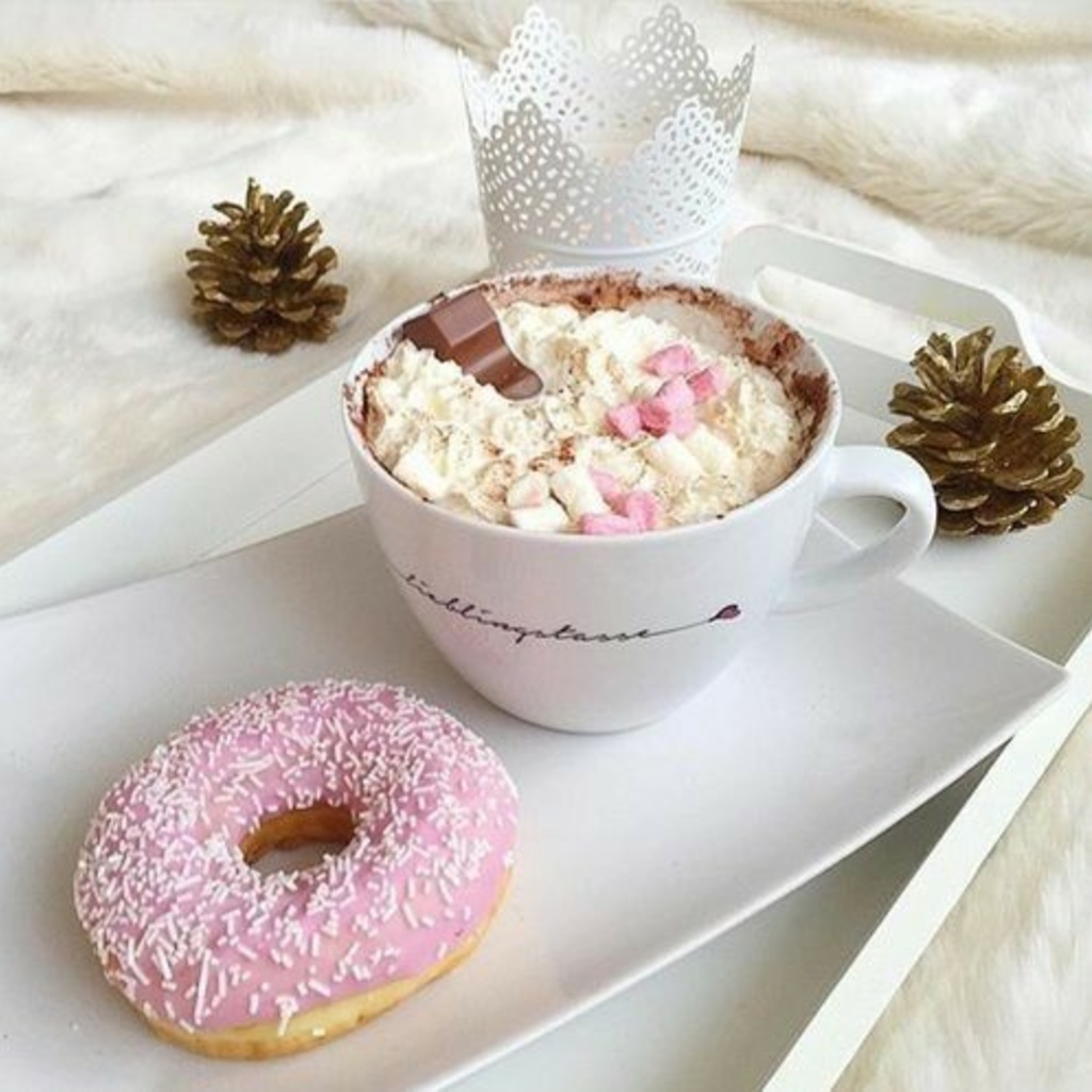 Hot chocolate and donuts